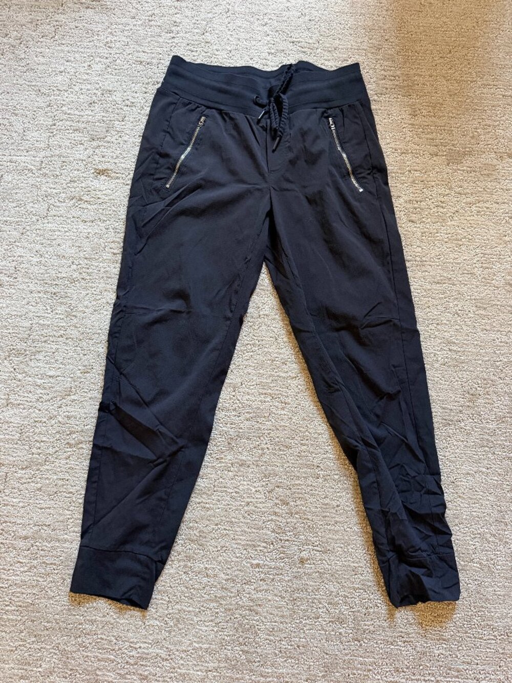 Athleta Trekkie north jogger black size 4